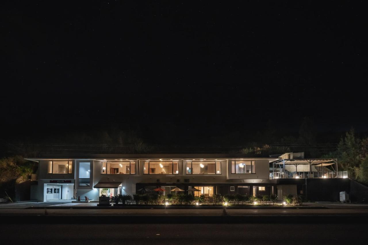 Hotel Mtb Motobu Buitenkant foto